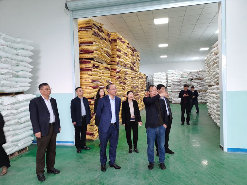 調(diào)研新昌縣為農(nóng)服務中心_副本.jpg