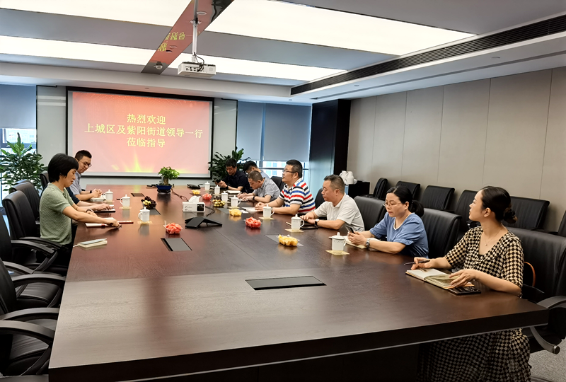 杭州上城區(qū)紫陽(yáng)街道工作委員會(huì)書(shū)記周駱斌一行到訪(fǎng)浙農(nóng)愛(ài)普