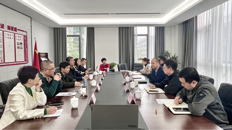 中國飯店協(xié)會會長陳新華、九成大廚總經(jīng)理陳飛舟到訪浙江農(nóng)合