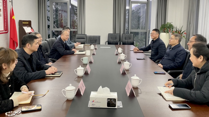 省農(nóng)業(yè)農(nóng)村廳黨組成員、省畜牧農(nóng)機發(fā)展中心主任駱健民到浙江農(nóng)合調(diào)研